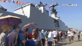 迎雙十國慶　海軍開放民眾登軍艦