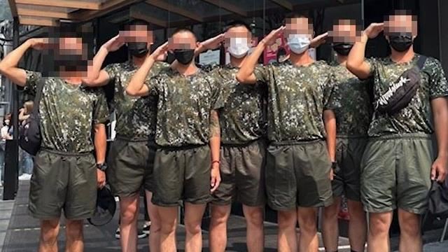 鬧區上演「新兵日記」　軍方說話了