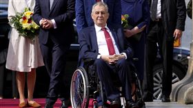 捷克總統齊曼的健康狀況恐會牽動政局。（圖／美聯社／達志影像）