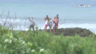 無視海警！墾丁遊客賭命違規闖拍美照