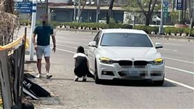 逼女友路邊下跪？台中BMW男遭公審喊冤　警曝翻轉真相（圖／翻攝自爆料公社(官方粉專專屬)）