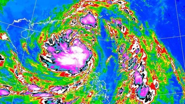 風大雨大　桃園這區12日緊急停班課