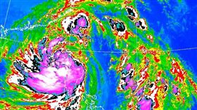 快訊／「圓規」估8：30解除海警！12縣市續發豪雨特報