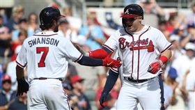 ▲彼德森（Joc Pederson）敲出代打3分砲。（圖／路透社／達志影像）