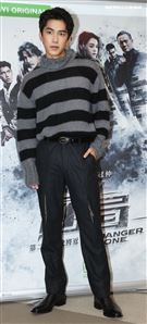 曾敬驊出席「逆局」第二章「微光將近」。（記者邱榮吉/攝影）