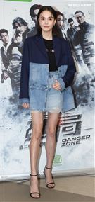 張榕容出席「逆局」第二章「微光將近」。（記者邱榮吉/攝影）