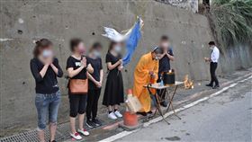 桃園市,龜山,砂石場,土石,活埋,運將,招魂（圖／翻攝畫面）