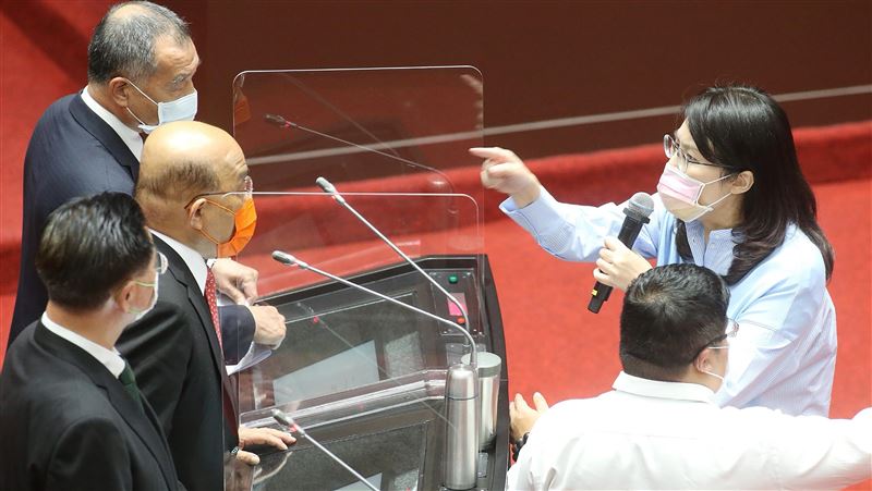 呂秋遠11句成語嗆爆國民黨：沒靈魂