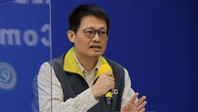 1206CDC記者會，中央流行疫情指揮中心 莊人祥 發言人，中央流行疫情指揮中心 周志浩 疫情監測組組長，中央流行疫情指揮中心 陳時中 指揮官，中央流行疫情指揮中心 王必勝 醫療應變組副組長，勞動部勞動力發展署 薛鑑忠 組長，（圖／中央流行疫情指揮中心提供）