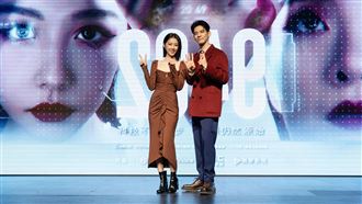 爆備5000萬新房　邵雨薇尷尬笑了