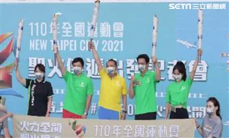 消防員守護全民　象徵聖火傳遞精神