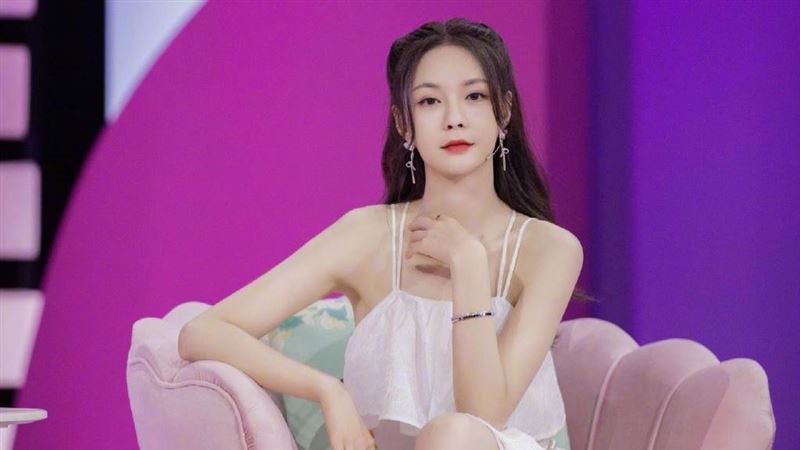 女星出清舊衣貴3倍　挨轟：太不要臉