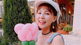 熊熊過去臉頰肉較為明顯。（圖／翻攝自熊熊臉書）