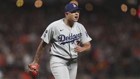 ▲烏瑞亞斯（Julio Urias）挨追平轟。（圖／美聯社／達志影像）