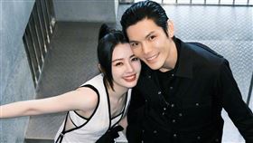 郭碧婷前年9月和向佐結婚，並在去年10月初產下寶貝女兒。（圖／翻攝自向佐微博）