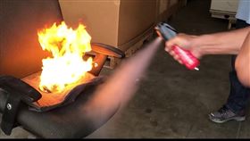 高雄城中城大火引發全台關注，帶動關鍵字搜尋飆升6倍。（圖／48 6團購提供）