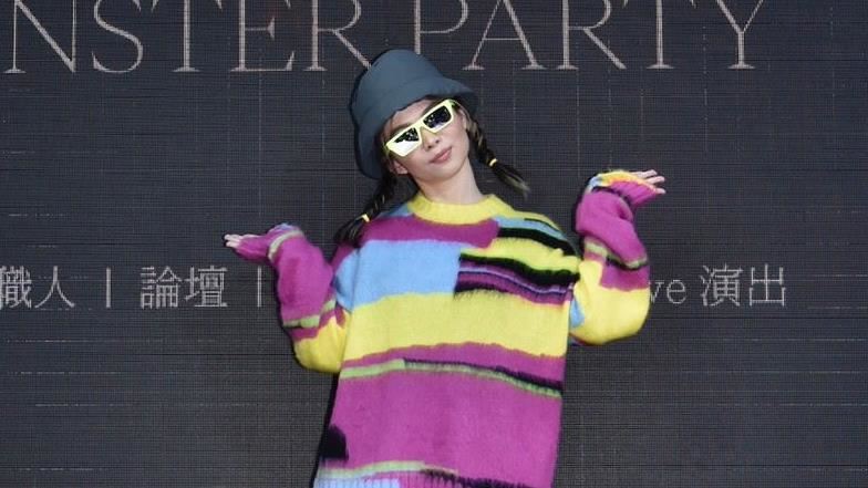 金曲新人被下禁愛令　曝經紀人出狠招