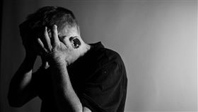 壓力,頭痛,難過,疲累（圖／翻攝自pixabay）