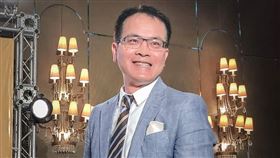 知名主持人鄭弘儀/臉書