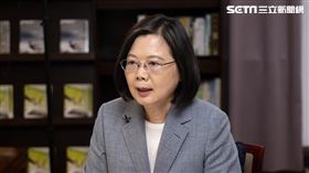 蔡英文為「2021年中華民國第四屆海外十大傑出青年線上頒獎典禮」錄製致詞影片。（圖／總統府提供）