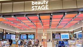 新光三越旗下美麗台首度跨出自有體系，插旗環球中和店。（圖／記者馮珮汶攝）