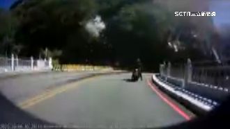 重機騎士行經太魯閣　落石襲釀骨折