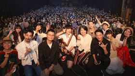 旺福 兩位導演陳長綸、嚴藝文與演員楊麗音、陳竹昇、陳家逵、藍葦華、吳以涵（圖／CATCHPLAY提供）