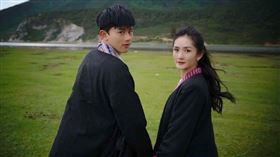 張杰演唱會結束謝娜趕緊陪著他去醫院。（圖／翻攝自謝娜微博）