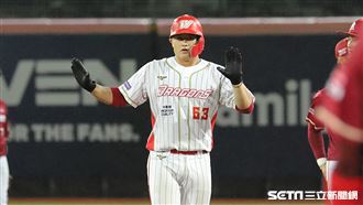 味全「斷棒助攻」定勝負　離龍頭剩0.5場