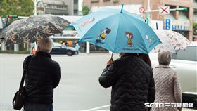 天氣／寒冷／下雨／冬天（記者陳弋攝影）