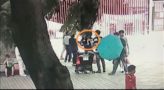 陌生女撂話下秒抱走1歲女　家長驚嚇