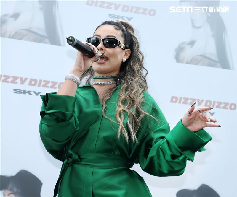 蔡詩芸推出創作專輯「SKY」，舉辦慶功記者會，慶祝入圍金音獎「最佳嘻哈專輯」，歌曲點閱雙雙破百萬。（記者邱榮吉/攝影）