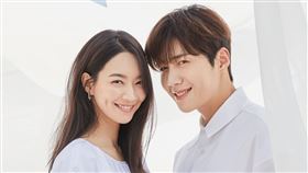 韓劇《海岸村恰恰恰》找來申敏兒、金宣虎主演。（圖／Netflix提供）