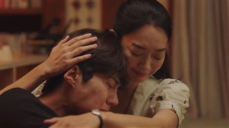 申敏兒突取消訪問　8字回金宣虎醜聞