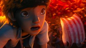 金曲新人持修獻聲演唱《廢棄之城》電影主題曲〈你跟我才不一樣呢〉。（圖／牽猴子提供）