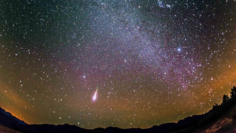 獵戶座流星雨明登場　近滿月影響看頭