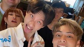 放火與小玉是好友。（圖／翻攝自放火IG）