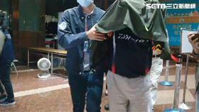 基隆市議員韓世昱與父親韓良圻遭羈押（圖／翻攝畫面）