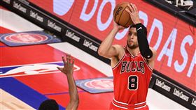 ▲拉文（Zach LaVine）攻下34分，寫下開幕戰得分新高。（圖／路透社／達志影像）