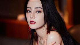 迪麗熱巴（圖／翻攝自迪麗熱巴工作室微博）