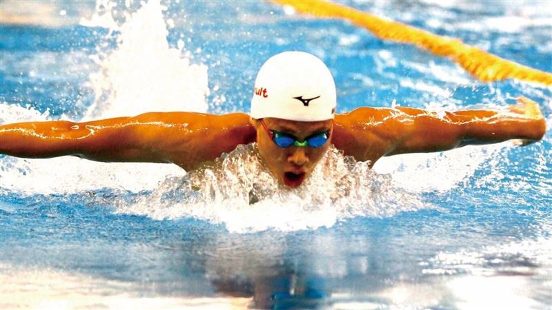 台灣首位達到奧運A標的男子游泳選手