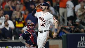 ▲塔克（Kyle Tucker）炸裂3分砲。（圖／美聯社／達志影像）