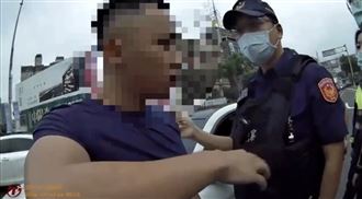 愛睏男開車「快車道睡翻」慘吃3罰則