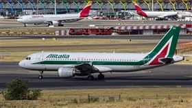 義大利航空（Alitalia）　圖／翻攝自Unsplash