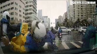 新／北市Uber失控暴衝撞5車7人