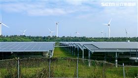 國泰人壽攜手開陽能源合作開發興建「雲林麥寮天機太陽能電廠」今啟用。　太陽能　太陽能廠（圖／記者戴玉翔攝影）