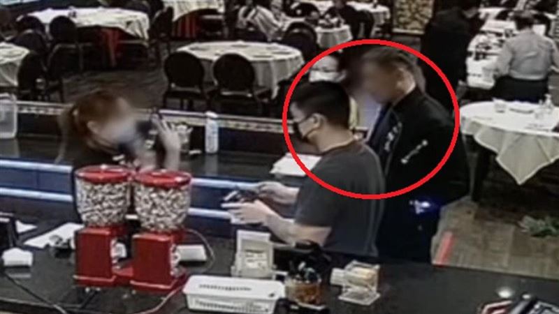 餐廳聽到美國國歌　中國男氣到拒付錢