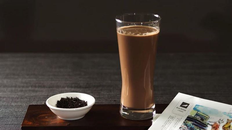 「無糖鮮奶茶」仍含糖　營養師揭真相
