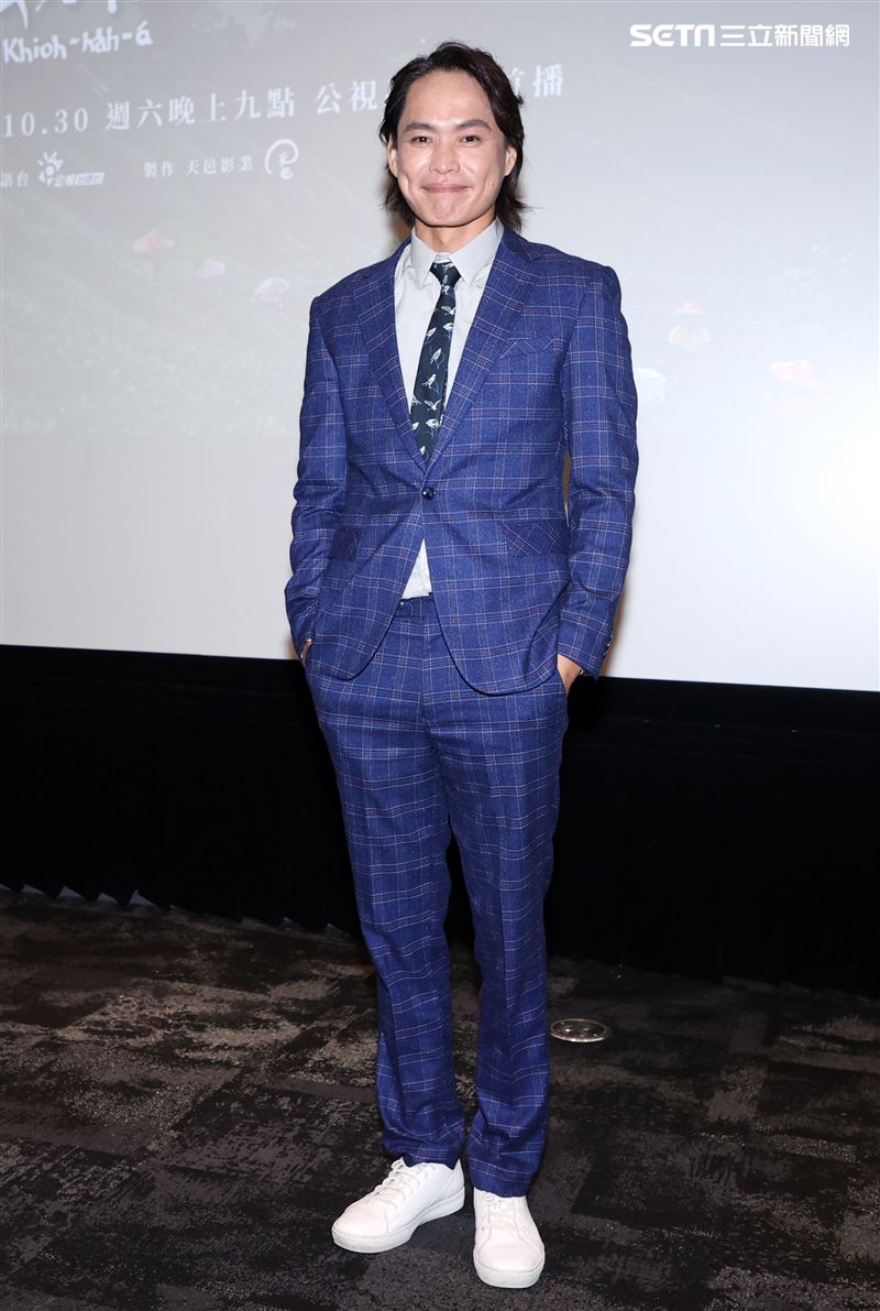 黃鐙輝出席「顧巢抾箬仔」首映記者會。（記者邱榮吉/攝影）