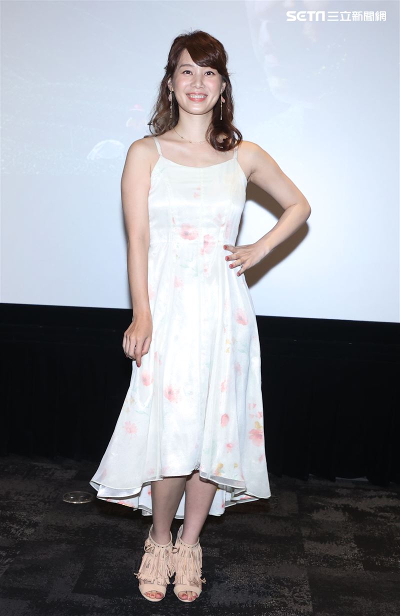 許乃涵出席「顧巢抾箬仔」首映記者會。（記者邱榮吉/攝影）